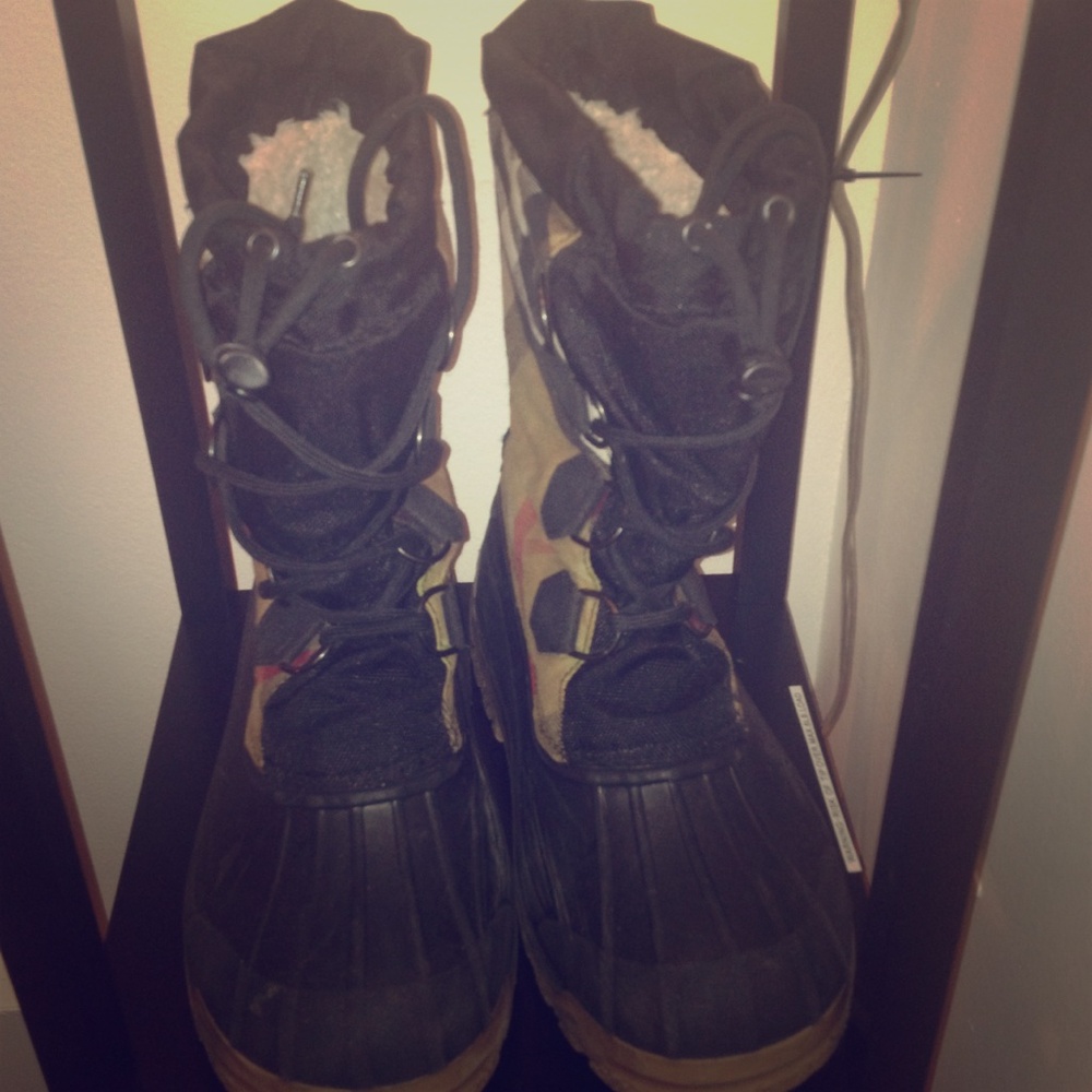 Burberry Black and Brown Winter Boots